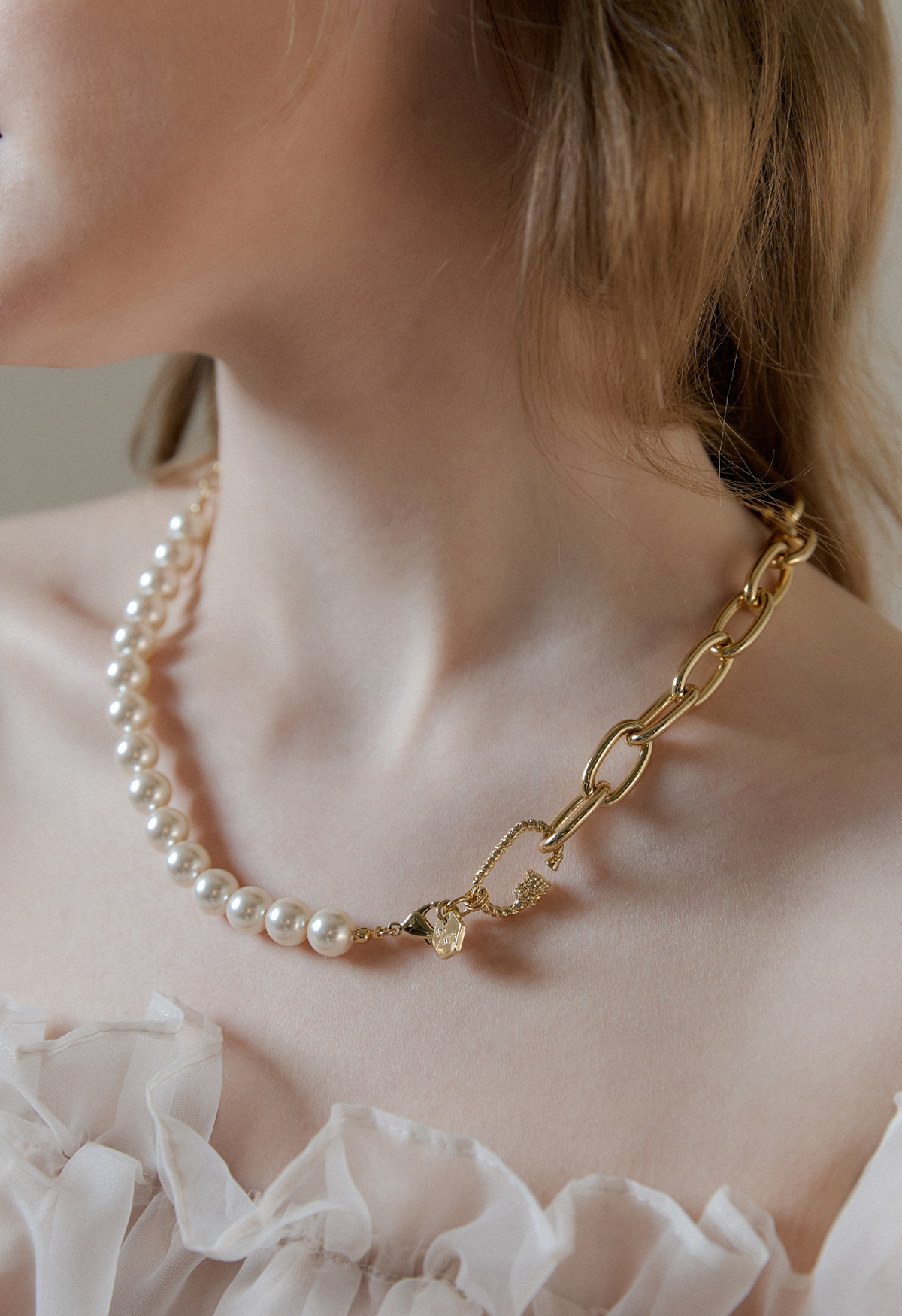 Pearl Gold Chain Necklace